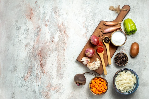 Kuchenne składniki na blacie